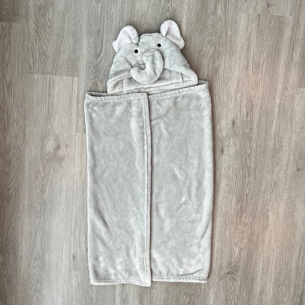 Hudson Baby Toddler Bath Essential Plush Hooded Elephant Towel, Gray 28X40